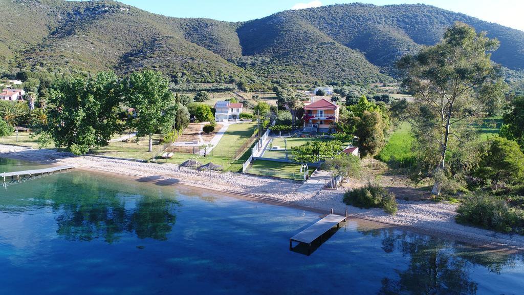 Villa Aphrodite Paleros エクステリア 写真
